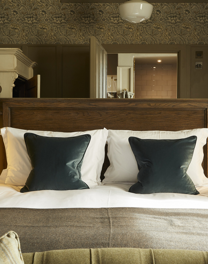 Comfy Luxe Rooms